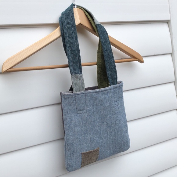 Handmade patchwork upholstery mini bag - Picture 4 of 11